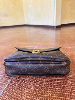 Сумка Louis Vuitton Pochette Metis