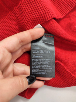 Джемпер H&M с пайетками на 12/14 лет