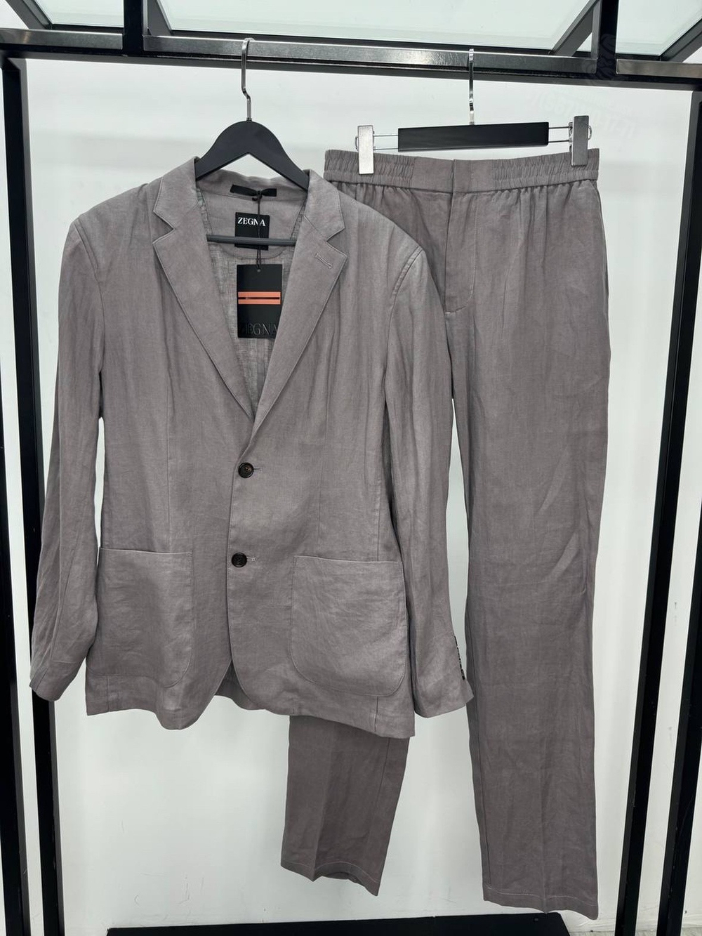 Льняной костюм Ermenegildo Zegna