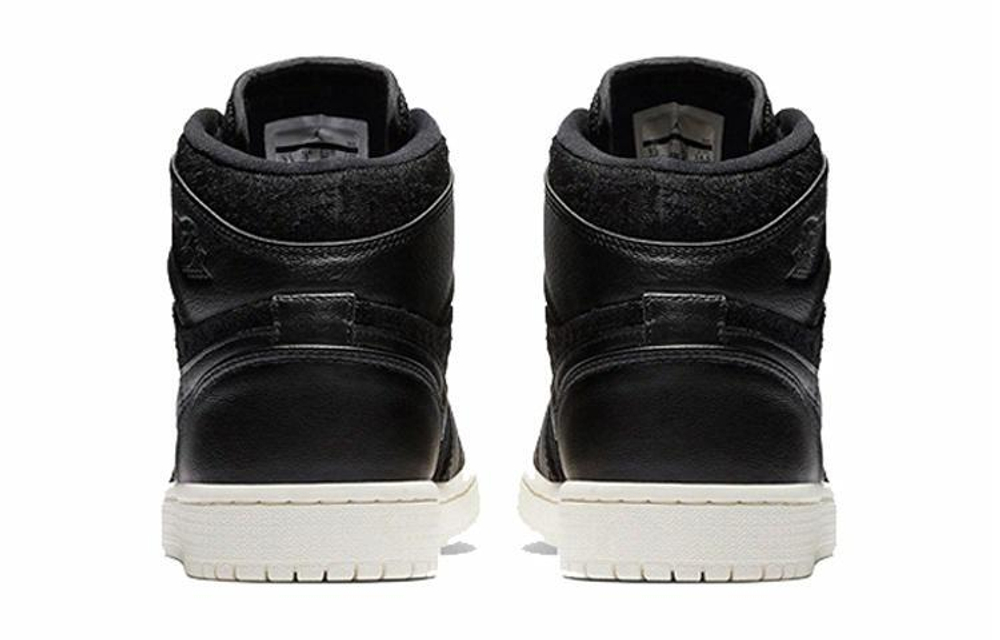 Кроссовки Jordan Air Jordan 1 Retro High Black Sail (Женская размерная сетка)