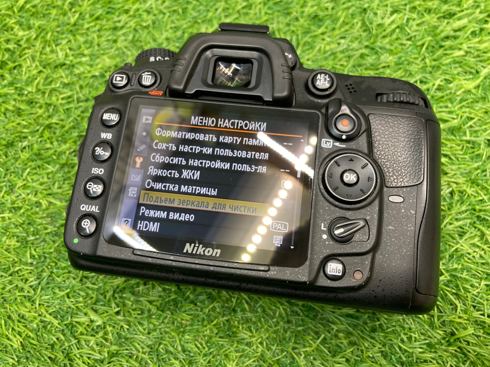 Nikon D7000 С дефектом