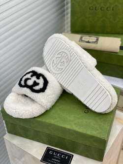 Gucci Wool Slide Sandal