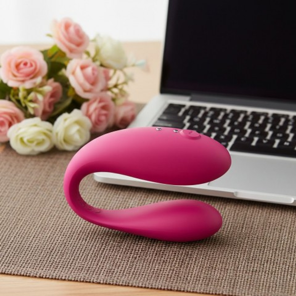 Вибратор для пар TWIN Pink с управлением через приложение от Amovibe