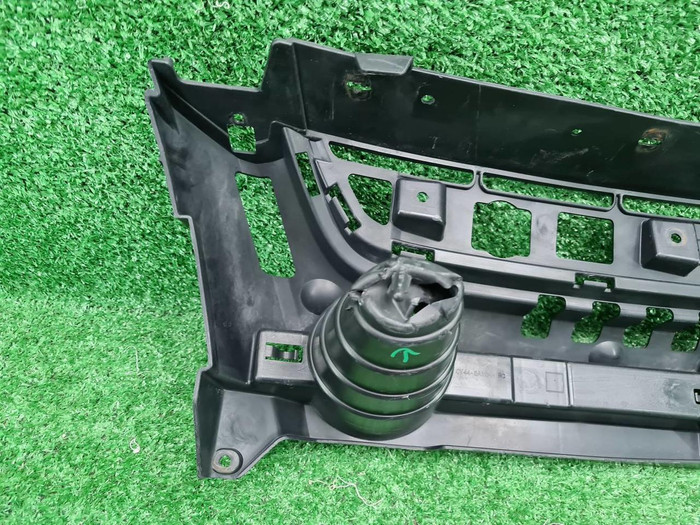 Кронштейн решетки радиатора Ford Kuga 2 (12-16)