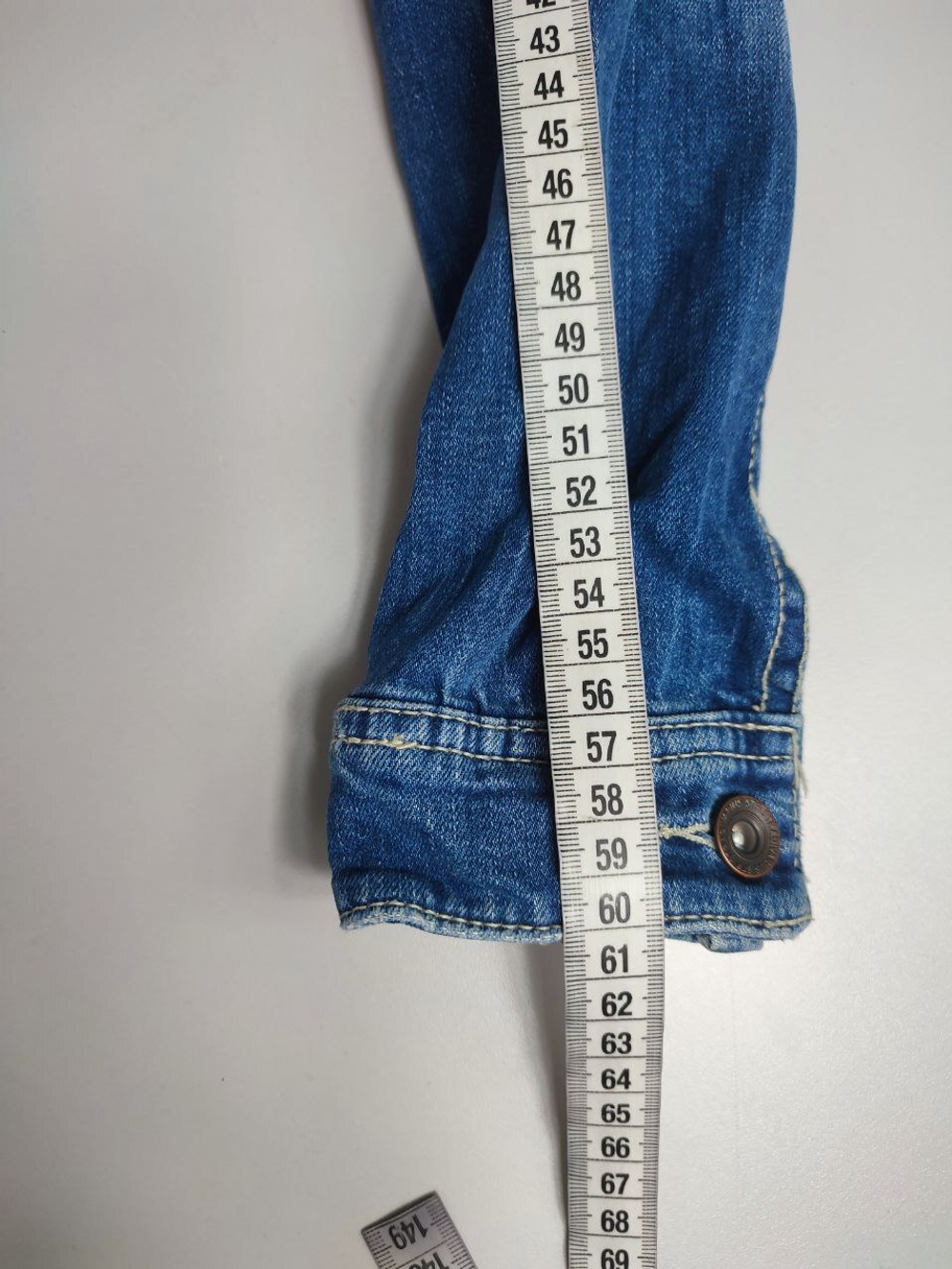 Куртка джинсовая Stradivarius 42 размер