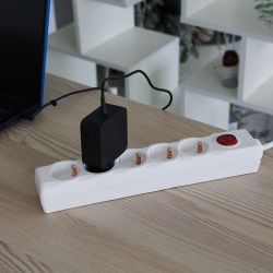 S-GSU5-1.5 WHITE Cетевой фильтр серии Universal. 1.5м Пвс 3x0.75. 5 гнезд. с-з. 10А. Защита от перенапряжения. короткого замыкания. TM Uniel.