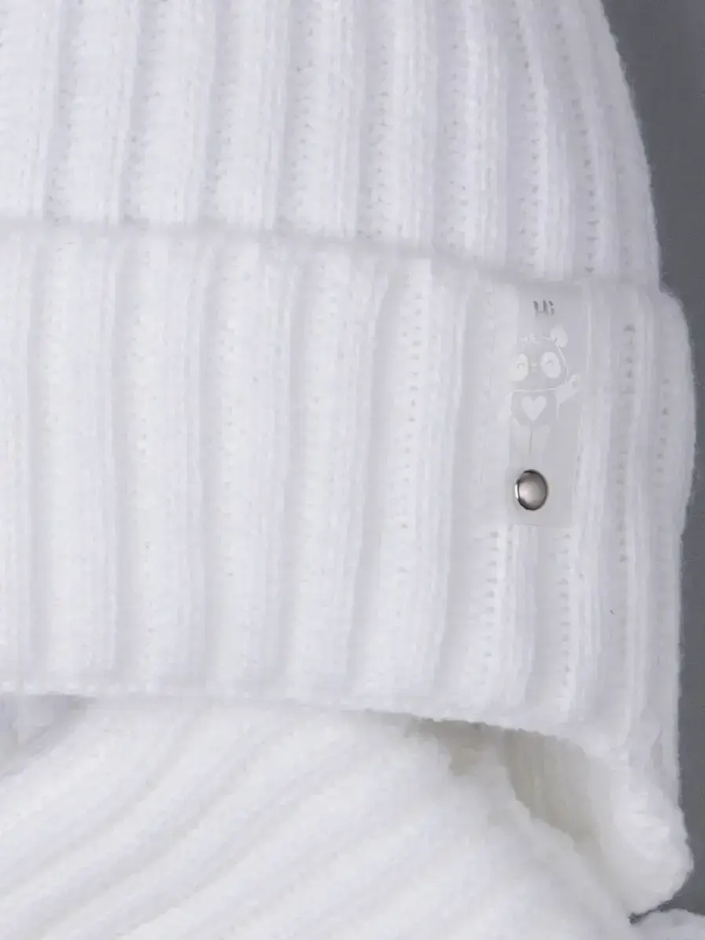 Шапка для девочки со снудом, демисезонная, белая