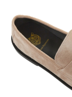 Женские замшевые бежевые лоферы