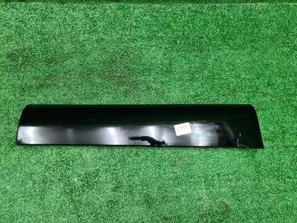 Накладка двери зад. Range Rover Vogue 5 L460 21-нв