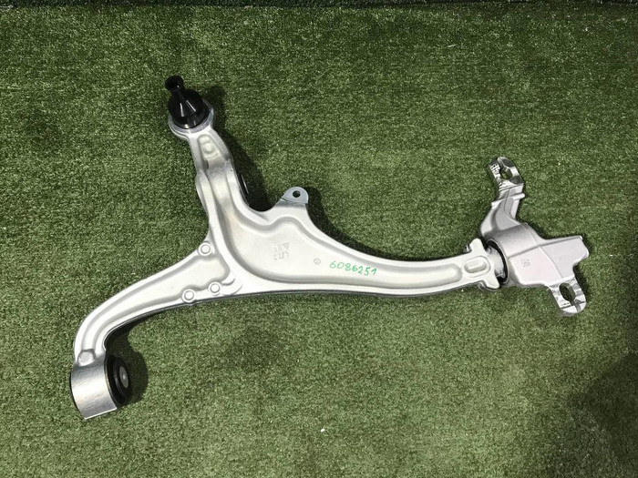 Рычаг передний левый Mercedes G W463 (2018-н.в.)