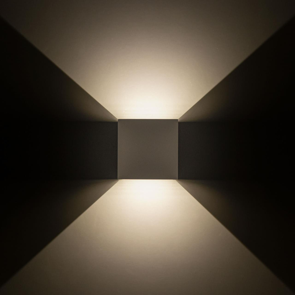 Настенный светильник Citilux Декарт CL704060