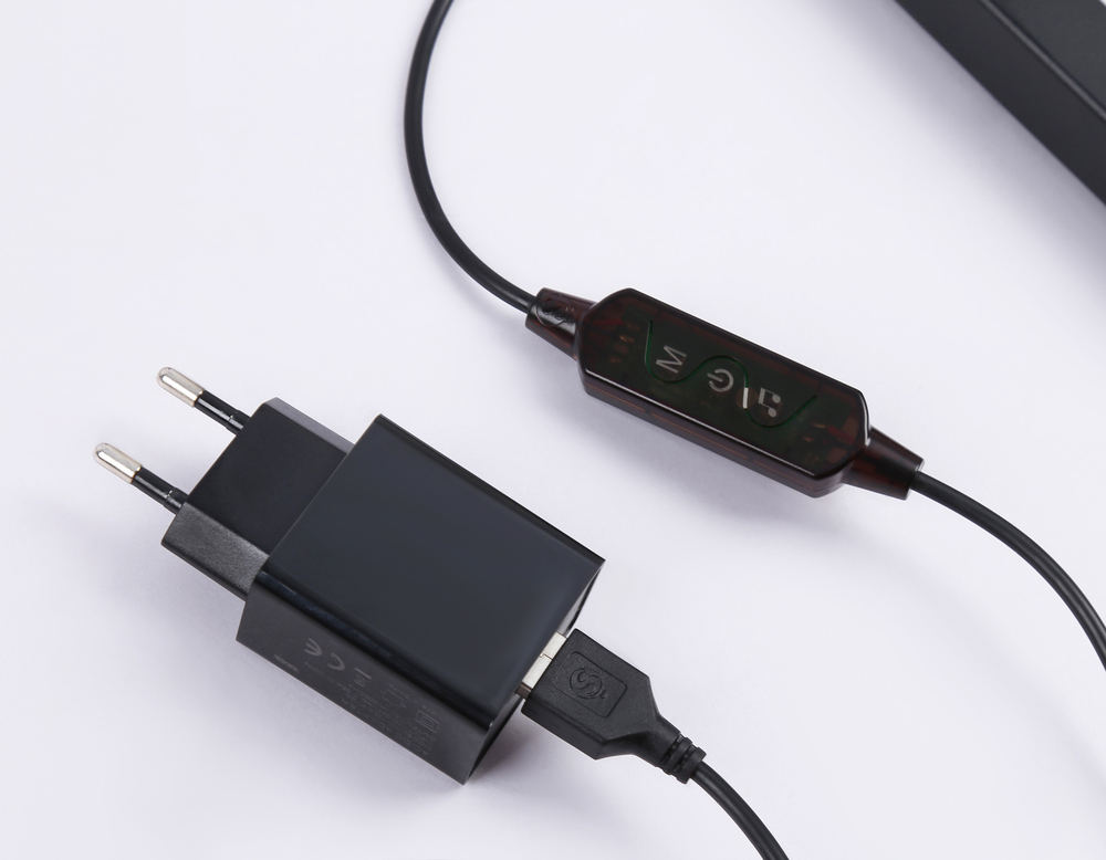 Светильник светодиодный напольный RGB с пультом FL8022 BK черный LED 15W RGB D32*1250 (ПДУ РАДИО 2.4G)