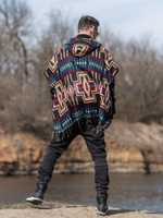 Пончо шерстяное с орнаментом