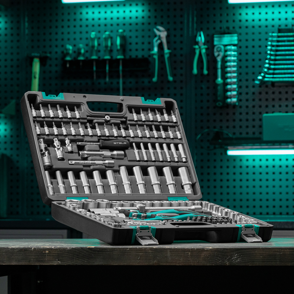Набор инструментов, 1/4", 3/8", 1/2", Cr-V, S2, усиленный кейс, 151 предмет Stels