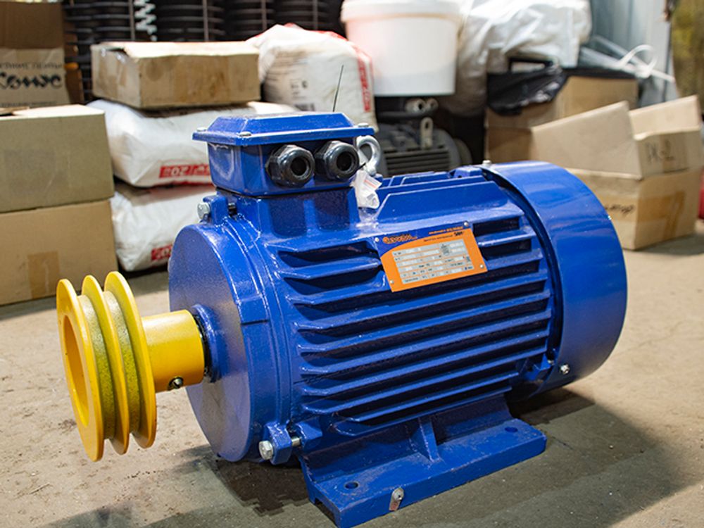 Электродвигатель со шкивом С416М