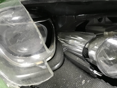 Битая Фара правая Kia Sorento 3 UM Prime 17-20 LED