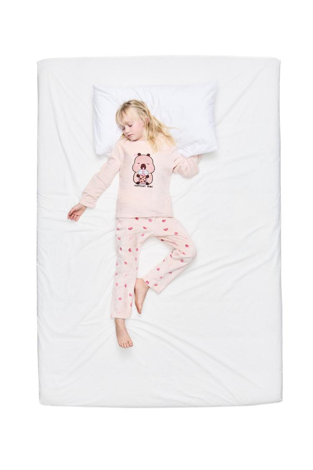 ZARA ПИЖАМА ИЗ ПОЛАРФЛИСА С КАПИБАРОЙ CAPYFUN ©, РОЗОВЫЙ