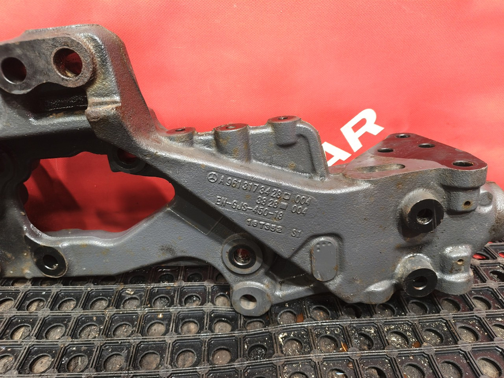 Кронштейн буксировочный 2019г.