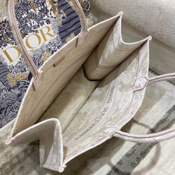 Christian Dior Book Tote 42 cm