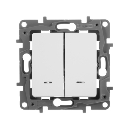 Выключатель 2х-клавишный с подсветкой/индикацией 10А 250В белый ETIKA Legrand