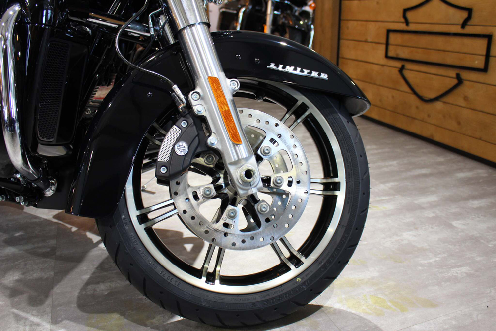 Ultra Limited, Harley-Davidson 2020 BLACK