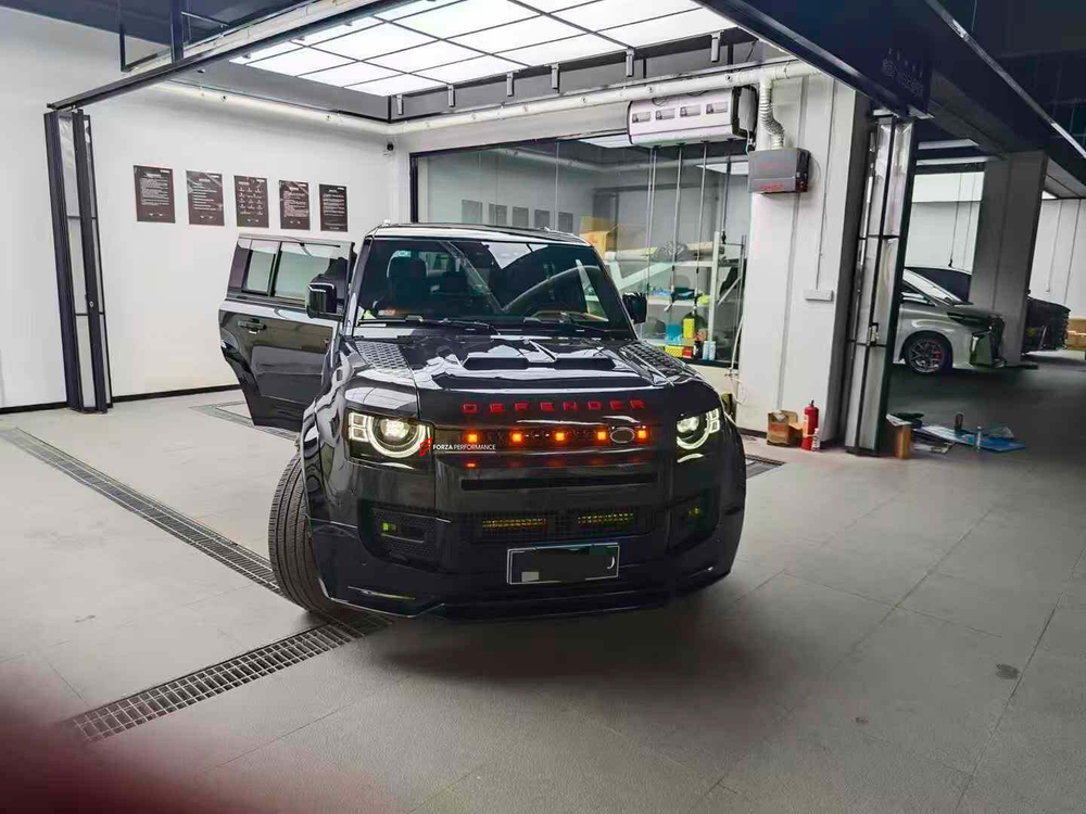 Передняя решетка радиатора со светодиодной подсветкой для LAND ROVER DEFENDER L663 2019+ Лэнд Ровер Дефендер