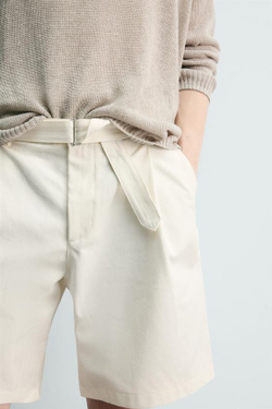 ZARA ШОРТЫ RELAXED FIT С СКЛАДКАМИ И ПОЯСОМ, ЖЕЛТОВАТО-БЕЛЫЙ