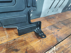 Воздуховод радиатора правый Suzuki Grand Vitara 2 (JT) 05-15 Б/У Оригинал 7243654P1R