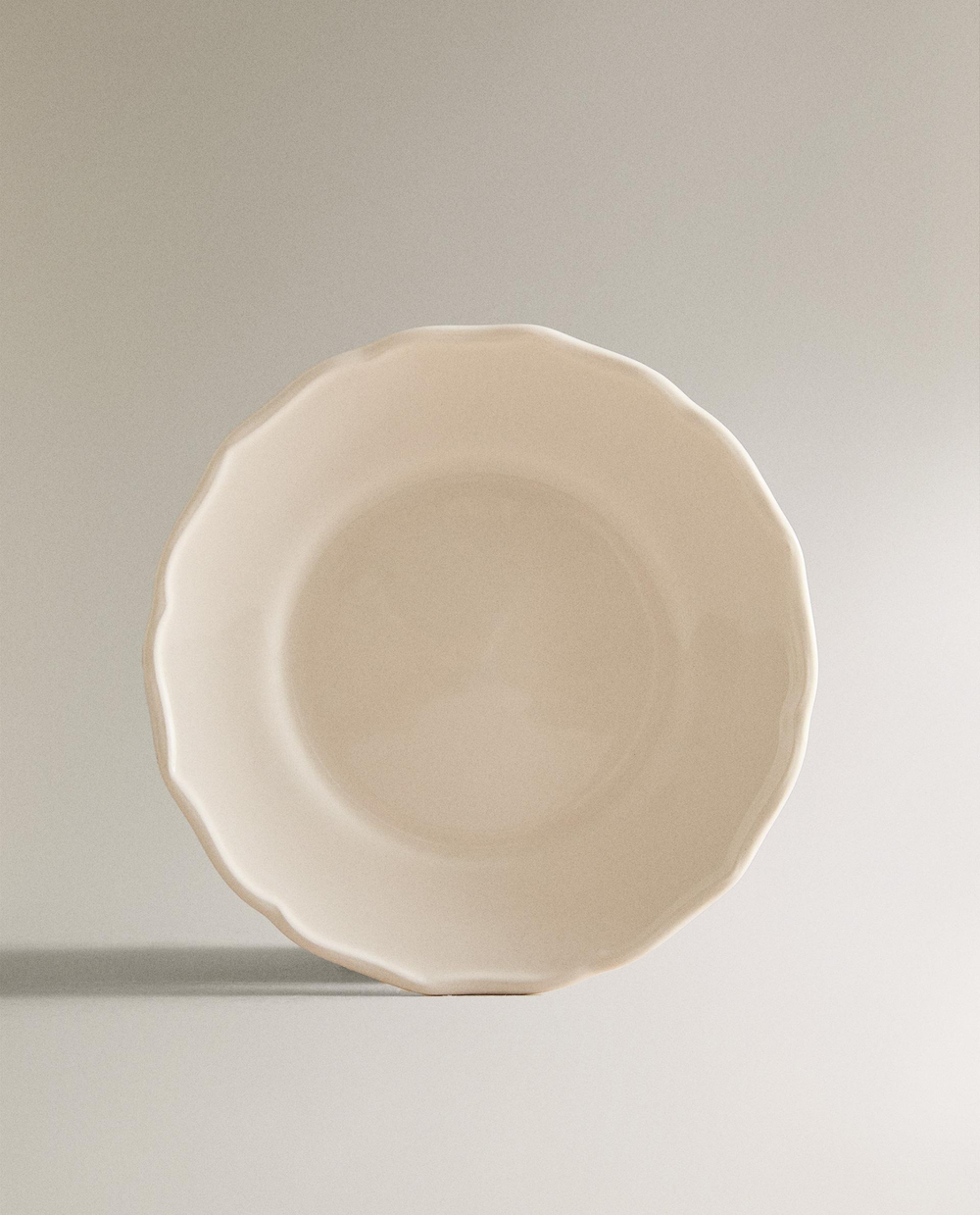 Zara Home тарелка из фаянса, цвет бежевый, 16 см