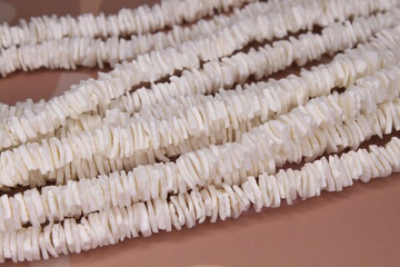 Ракушечник белый 10 мм нить 40 см