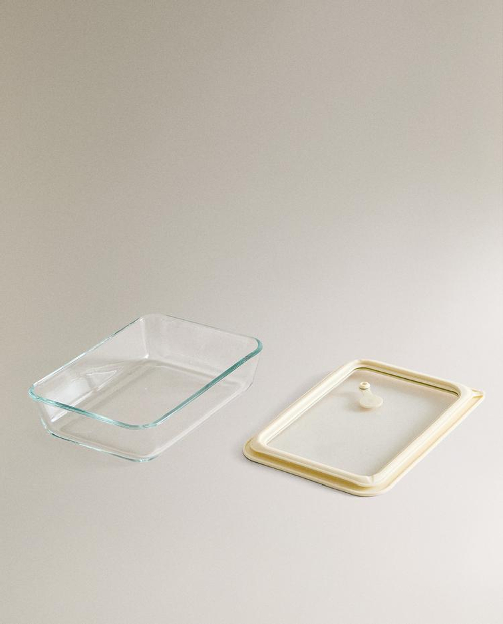 ZARA HOME ГЕРМЕТИЧНЫЙ КОНТЕЙНЕР ДЛЯ ЕДЫ ЕМКОСТЬЮ 700 МЛ, КРЕМОВЫЙ