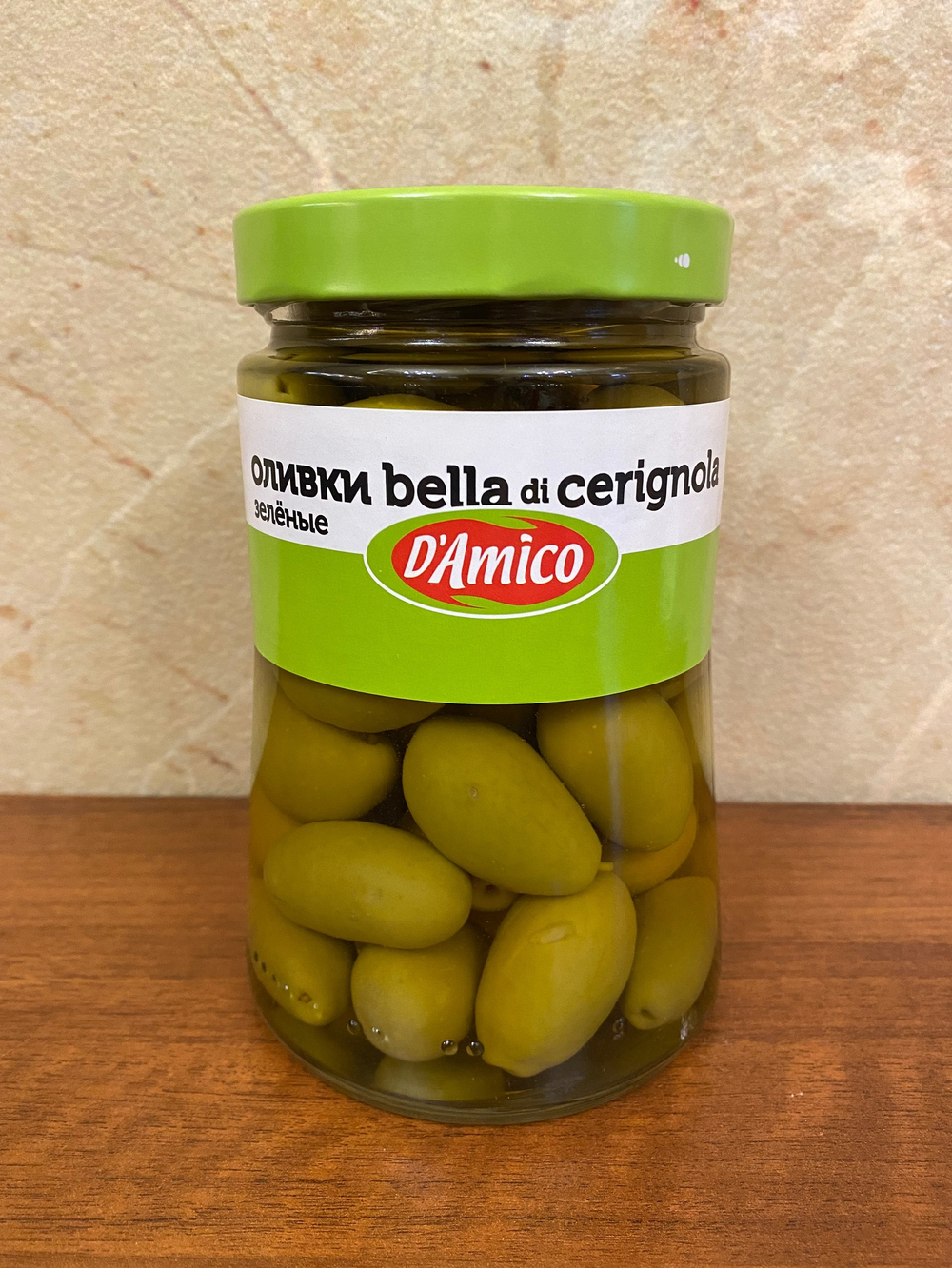 Зеленые гигантские оливки с косточкой Damico 730 гр Италия
