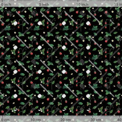 Земляничная поляна на черном фоне by antoninayakhina 667 DPI