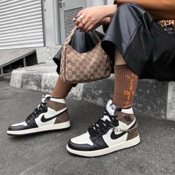 Nike Air Jordan 1 Dark Mocha С МЕХОМ