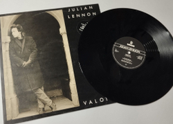 Винтажная виниловая пластинка LP Julian Lennon Valotte (UK 1984) 45 RPM Maxi Single