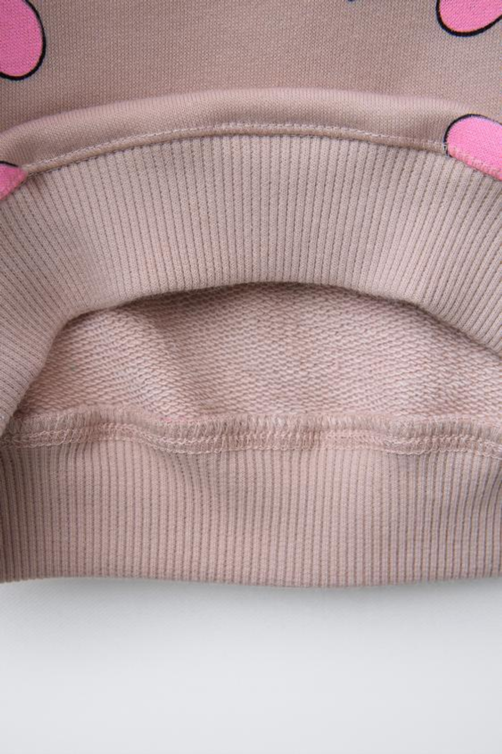 ZARA ТОЛСТОВКА И ЛЕГИНСЫ В РУБЧИК С ПРИНТОМ «ВИШНЯ», БЕЖЕВЫЙ