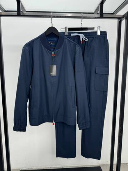 Прогулочный костюм Kiton