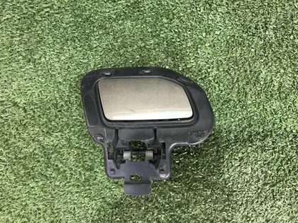 Крышка форсунки омывателя правая Range Rover Evoque 1 (2011-2018)