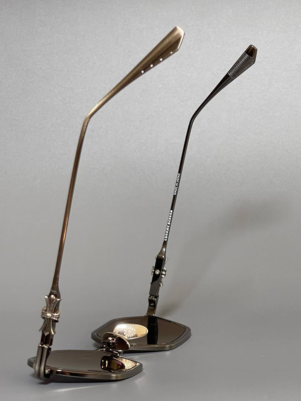 Солнцезащитные очки Chrome Hearts