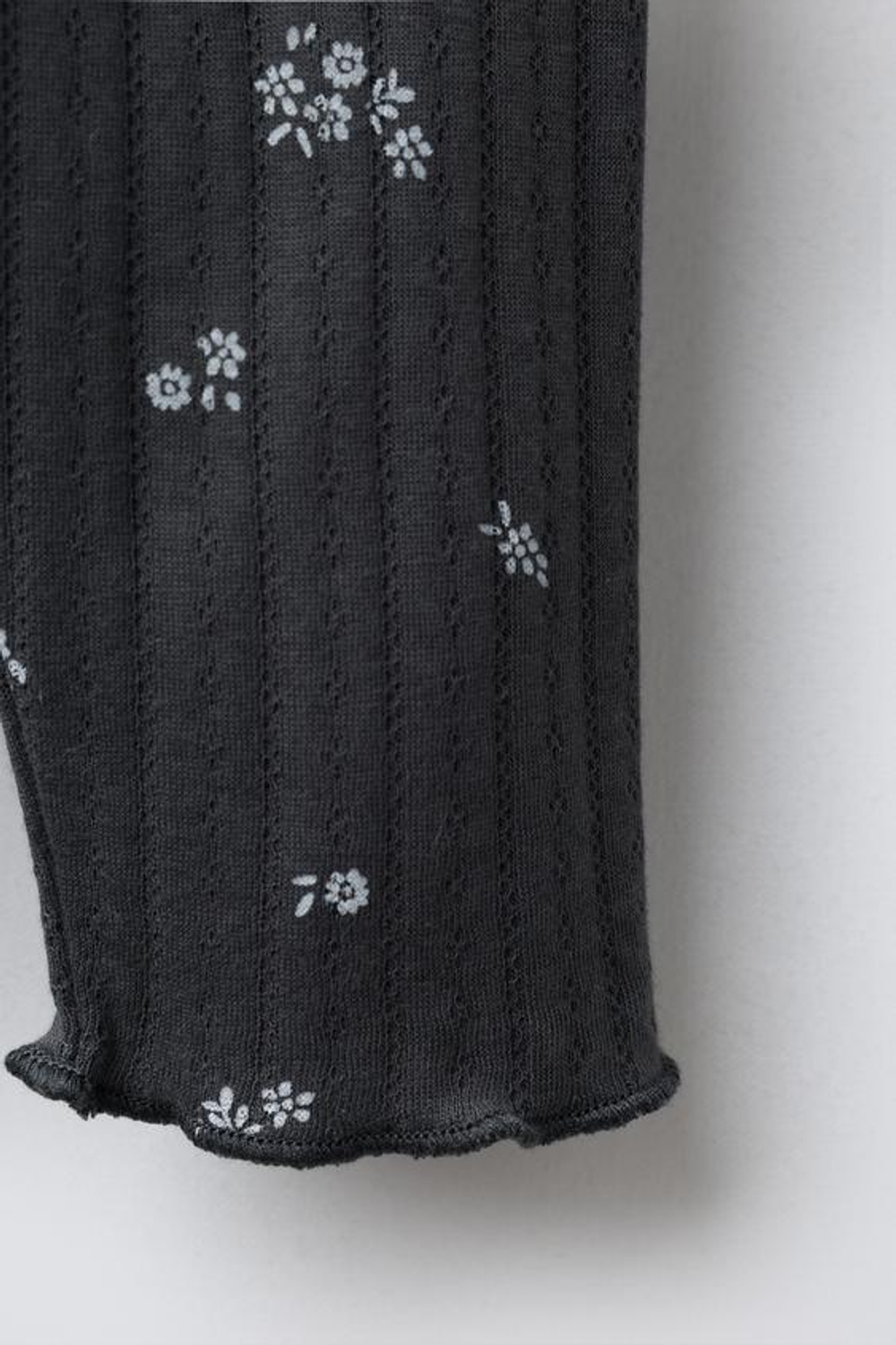 ZARA ЛЕГИНСЫ С ЦВЕТОЧНЫМ ПРИНТОМ, ТЕМНЫЙ АНТРАЦИТ