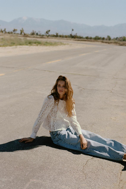 ZARA ДВУБОРТНАЯ КУРТКА С КРУЖЕВОМ, БЕЛЫЙ