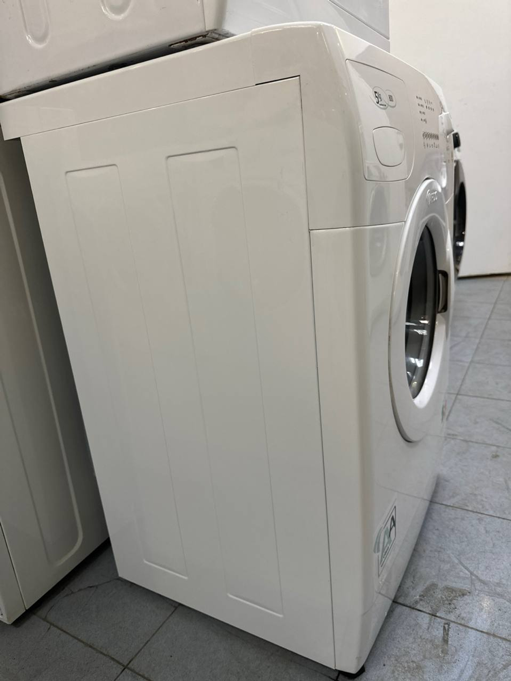 Стиральная машина Ardo FL 85 S Б/у фронтальная 5 кг до 800 об/мин