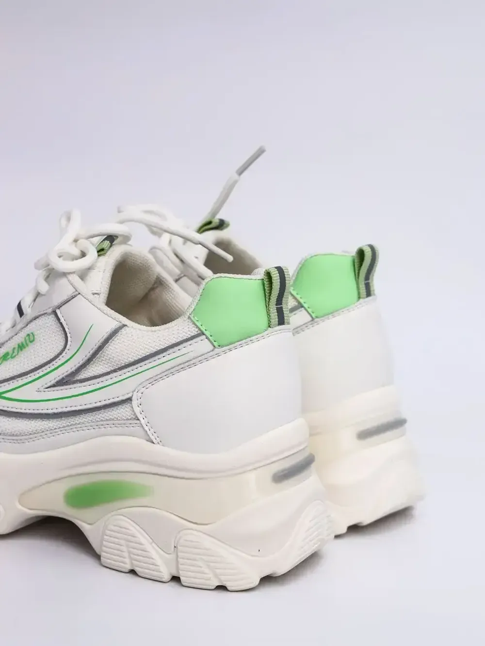 Кроссовки женские натуральная кожа