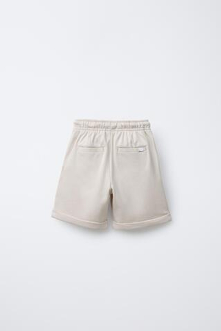 ZARA ШОРТЫ КОМФОРТНОЙ ПОСАДКИ, ЭКРЮ