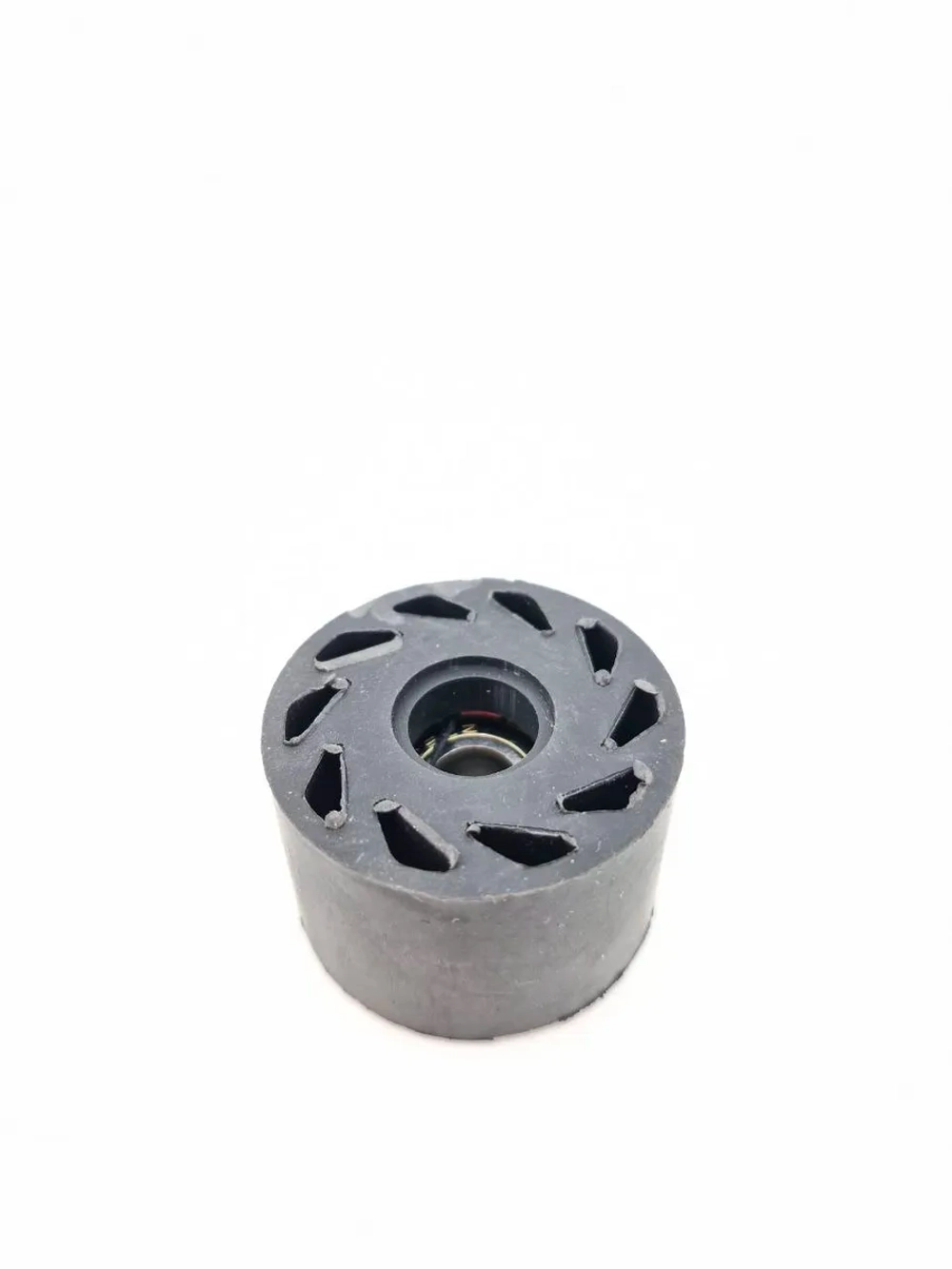 + + Ролик натяжителя приводной цепи 8 мм для мототехники