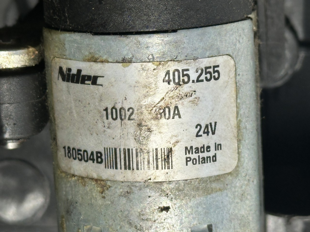 Люк кабины в сборе 2018г