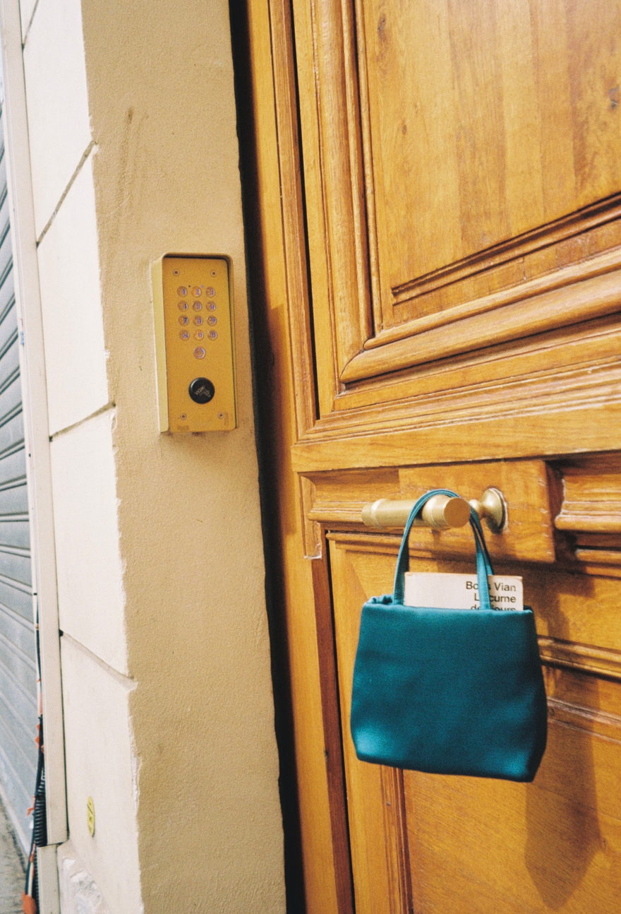 Inji bag in aqua