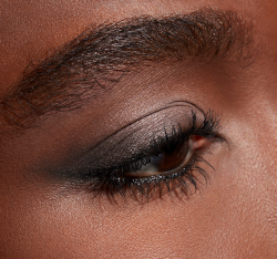 MAC Cosmetics Connect In Colour Eye Shadow Palette 6 shades - палитра теней для век, 6,25 g
