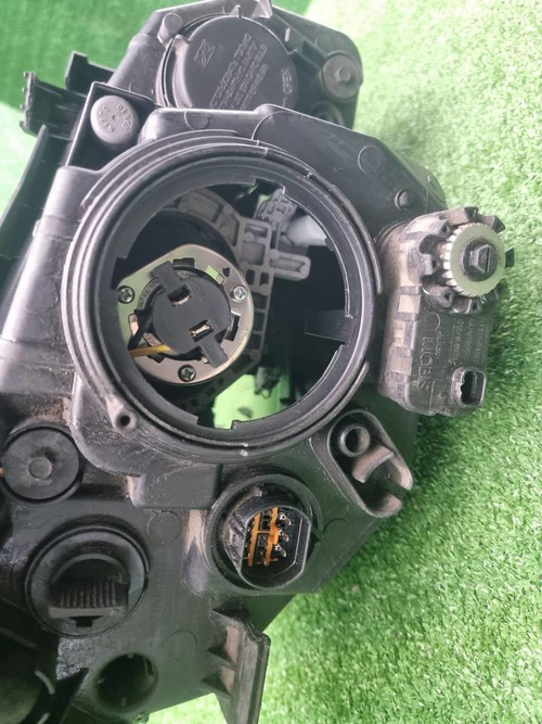 Фара левая KIA Sorento 2 XM (2012-2021) галоген