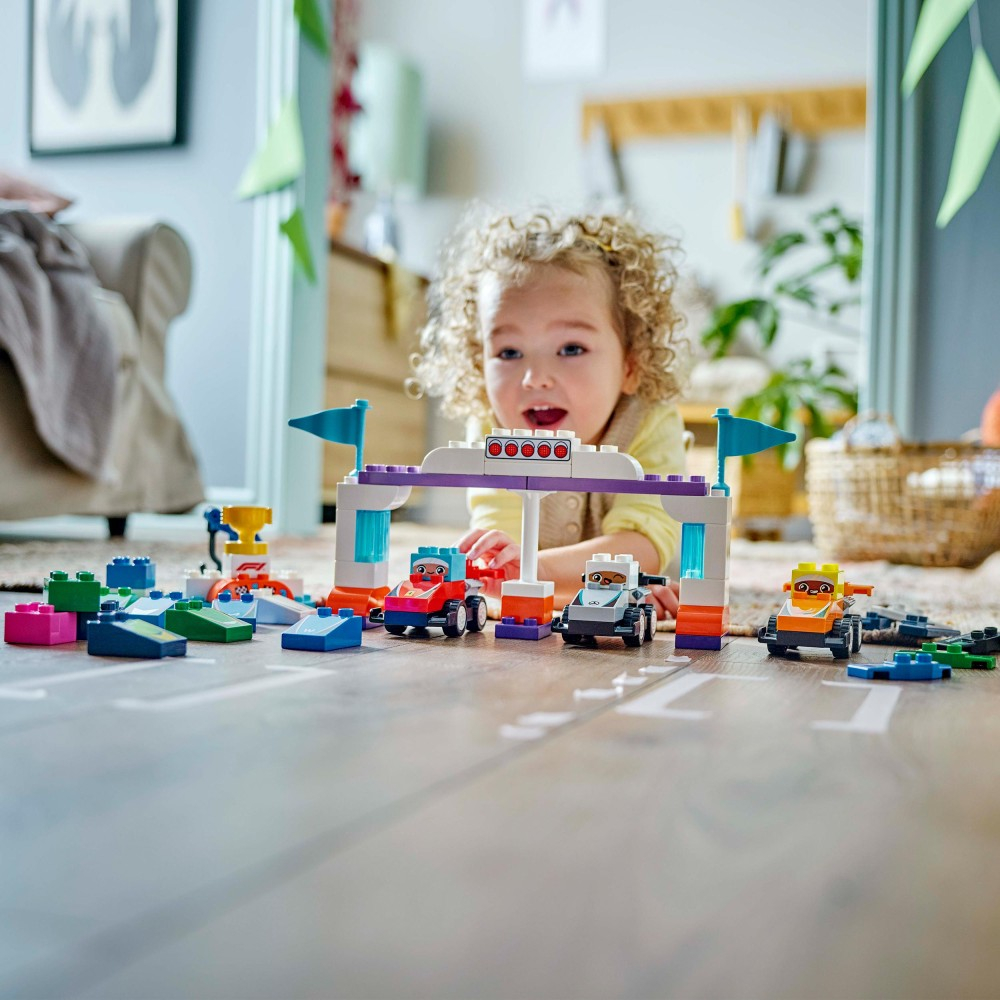 OUTLET LEGO DUPLO Town - Болиды и гонщики F1 10445